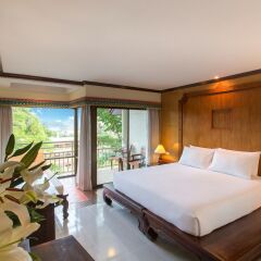 Отель Chanalai Flora Resort, Kata Beach 4* Номер Премиум разные типы кроватей фото 3