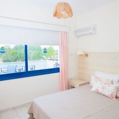 Отель Flouressia Gardens 3* Апартаменты