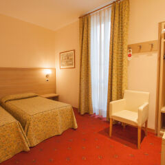 Hotel Laurentia 3* Стандартный номер с различными типами кроватей фото 5
