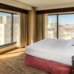 Отель DoubleTree Suites by Hilton Columbus 3* Люкс с различными типами кроватей
