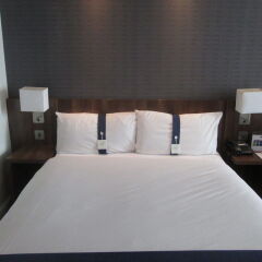 Отель Holiday Inn Express Manchester CC - Oxford Road комната для гостей фото 10