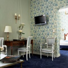 Hotel Mayfair 4* Стандартный семейный номер с двуспальной кроватью