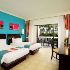 Отель Centara Kata Resort Phuket 4* Люкс с различными типами кроватей