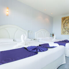 Chalong Beach Hotel Phuket комната для гостей