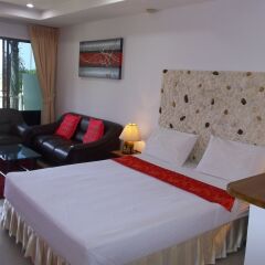 Апартаменты Mountain Sea View Luxury Apartments Улучшенный номер