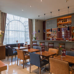 K+K Palais Hotel гостиничный бар