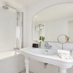 Отель Hôtel Louvre Montana 4* Номер Делюкс с различными типами кроватей