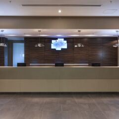 Гостиница Holiday Inn Almaty Алматы вестибюль