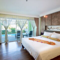 Отель The Bliss South Beach Patong