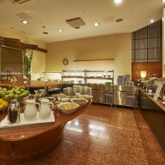 Отель Holiday Inn Helsinki - Vantaa Airport Финляндия, Вантаа - 9 отзывов об отеле, цены и фото номеров - забронировать отель Holiday Inn Helsinki - Vantaa Airport онлайн питание фото 2