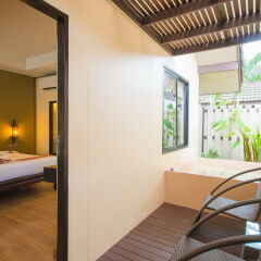 Phuket Island View Hotel терраса/патио
