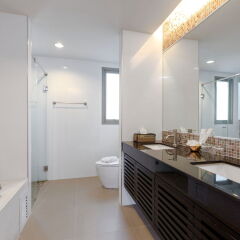 Апартаменты The Regent Phuket Serviced Apartment Kamala Beach ванная