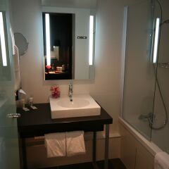 Отель Mercure Paris Montmartre Sacré Coeur 4* Улучшенный номер с различными типами кроватей фото 8