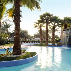 Movenpick Hotel Kuwait 5* Номер Делюкс с различными типами кроватей