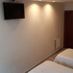 Отель Hostal El Castañeu 2* Стандартный номер с различными типами кроватей