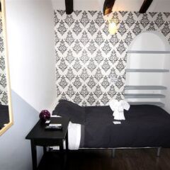 Отель Hostal Abril Стандартный номер с различными типами кроватей фото 18