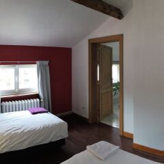 Отель The Captaincy Guesthouse Brussels Улучшенный номер