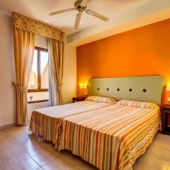 SBH Taro Beach Hotel - All Inclusive 4* Стандартный семейный номер разные типы кроватей