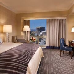 Отель Omni At California Plaza 5* Номер Премьер