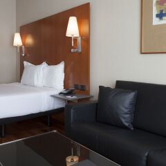 AC Hotel Aravaca by Marriott 4* Улучшенный номер с различными типами кроватей