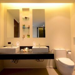 Отель The Kiri Villas Resort ванная фото 5