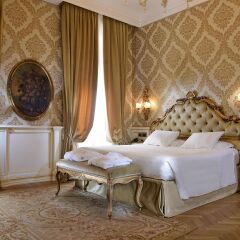 Hotel Ai Reali di Venezia 4* Номер Делюкс с различными типами кроватей