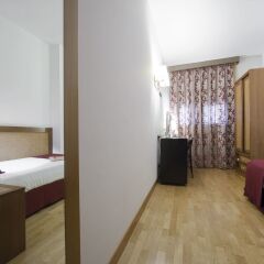 Отель Carlyle Brera 4* Стандартный номер с различными типами кроватей фото 19