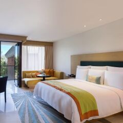 Отель Renaissance Phuket Resort & Spa 5* Номер Делюкс с двуспальной кроватью фото 2
