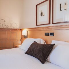 Hotel Preciados 4* Стандартный номер с двуспальной кроватью