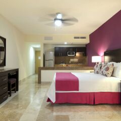 Отель Canto del Sol Plaza Vallarta Beach & Tennis Resort - Все включено 3* Студия Делюкс с различными типами кроватей