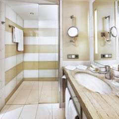 Отель The Westin Grand, Berlin ванная фото 5