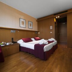 Отель Carlyle Brera 4* Стандартный номер с двуспальной кроватью