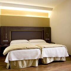 Hotel Oasis 2* Улучшенный номер фото 4