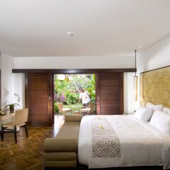 Отель Padma Resort Legian 5* Шале с различными типами кроватей