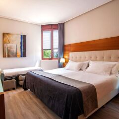 Hotel Silken Amara Plaza 4* Номер Комфорт с различными типами кроватей