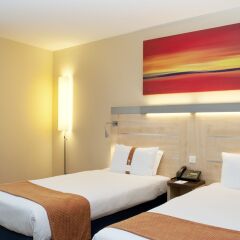 Отель Holiday Inn Express Berlin City Centre-West 3* Стандартный номер с различными типами кроватей фото 2