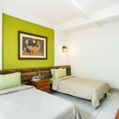Banthat Thong Hostel Стандартный номер с 2 отдельными кроватями (общая ванная комната)