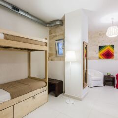 Two Pillows Boutique Hostel Кровать в общем номере фото 2