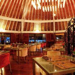 Отель Sofitel Bora Bora Marara Beach Resort гостиничный бар