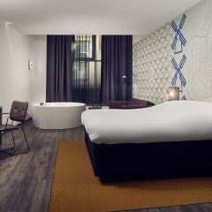 Отель Inntel Centre 4* Люкс