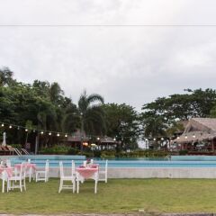 Отель Twin Bay Resort
