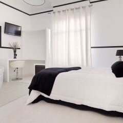 Отель Hostal Gran Via 63 Rooms 3* Номер Делюкс с различными типами кроватей
