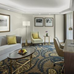 Radisson Blu Hotel, Dubai Deira Creek 5* Люкс с разными типами кроватей