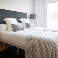 Апартаменты Muinoa 2 Apartment by FeelFree Rentals Апартаменты с различными типами кроватей