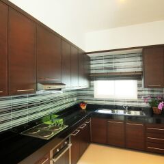 Отель Ananta Thai Pool Villas Resort Phuket мини-кухня в номере