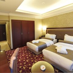 Emporium Hotel 3* Номер Делюкс с различными типами кроватей