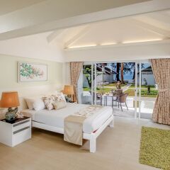 Отель Thavorn Beach Village Resort & Spa Phuket комната для гостей фото 12