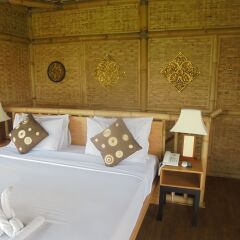 Отель Biyukukung Suite & Spa 4* Коттедж с различными типами кроватей