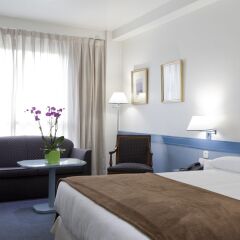 Отель Espahotel Plaza De Espana Студия