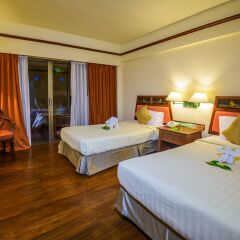 Seaview Patong Hotel 3* Улучшенный номер с различными типами кроватей фото 2